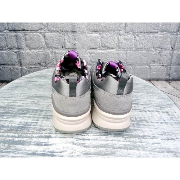 New Balance  997H Classics Gray/Floral	Women Size 6 New In Box - Picture 7 of 8